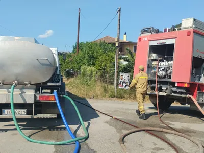 Παροχή νερού σε Πυροσβεστική